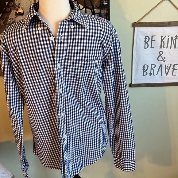 GAP lived in Navy Gingham Comet Blue button down long sleeve shirt - Picture 1 of 8